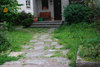 Naturnaher familienfreundlicher Hausgarten in Frankfurt-Seckbach - Eingang