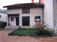 Naturnaher familienfreundlicher Hausgarten in Frankfurt-Seckbach - ursprünglicher Zustand rechts