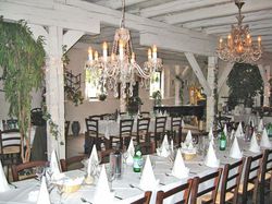 Scheunen-Party oder Abend im Schloss 5