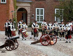 Scheunen-Party oder Abend im Schloss 8