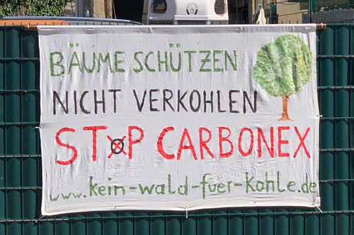 Plakat: Bäume schütze nicht verkohlen