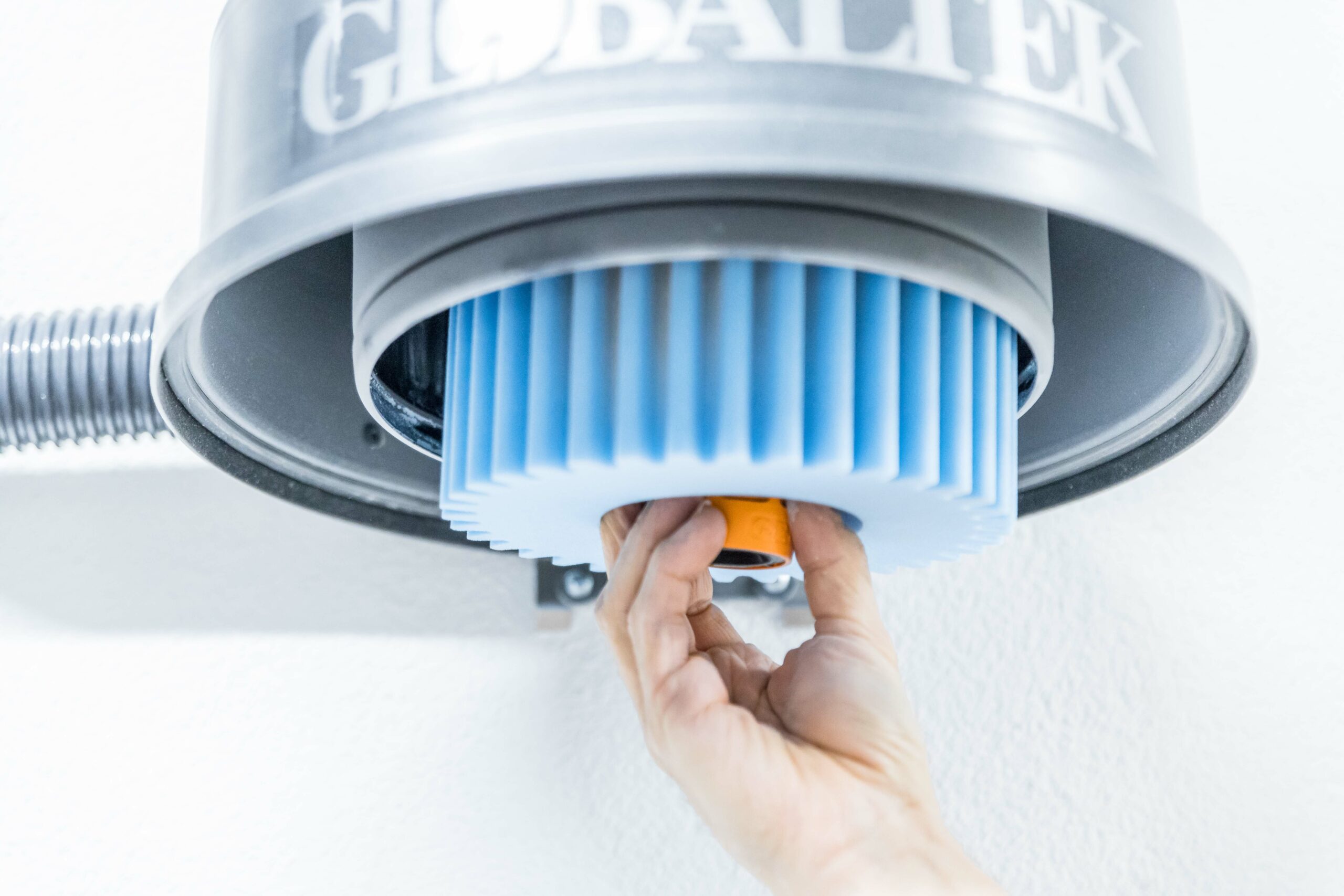 original Globaltek, Filterbefestigung, Klick Schnellverschluss Mehrwegfilter bei Zentralstaubsauger
