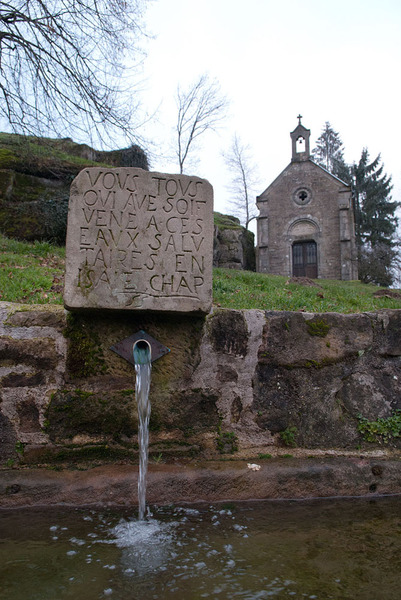 Holy waters at the Chapelle de St. Colomban 7_22860046.jpg