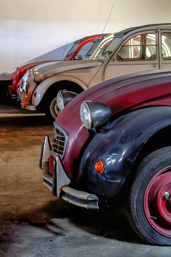 24 26 044 4x2CV 2012