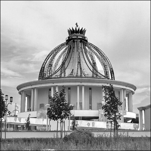 25 37 108 Heiligtum-unserer-Dame-des-Sterns-der-Neuen-Evangelisation-und-Johannes-Paul-II  Thorn -Polen 2015