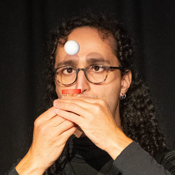 25 41 112 TrioAbstrakt