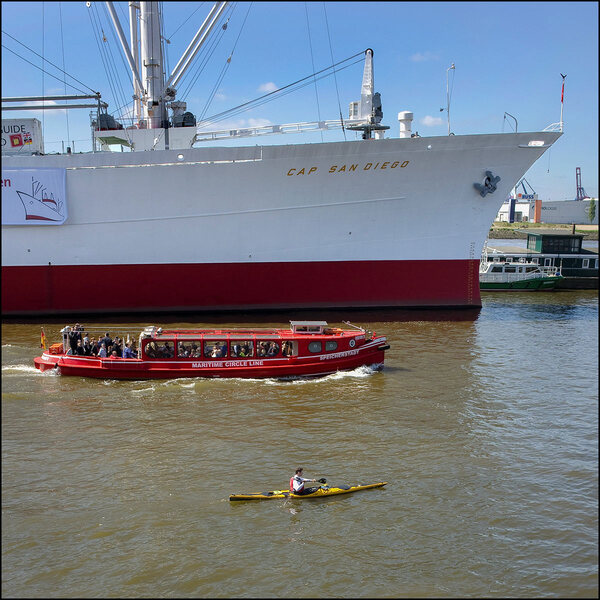 25 46 117 HamburgerHafen 2016